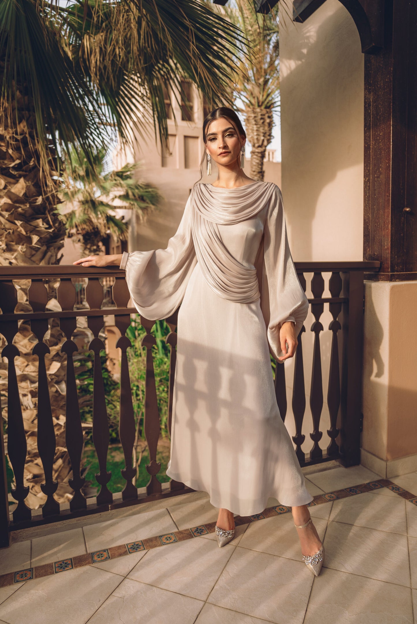 فستان نورالي