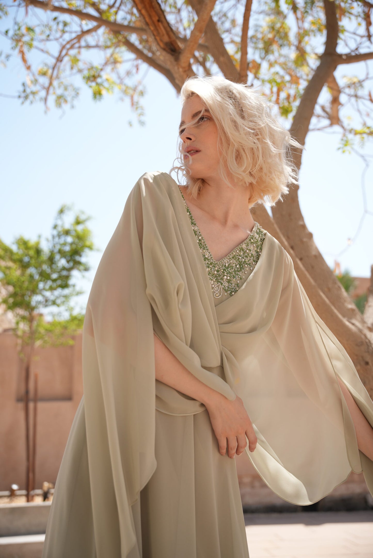 فستان إلورا