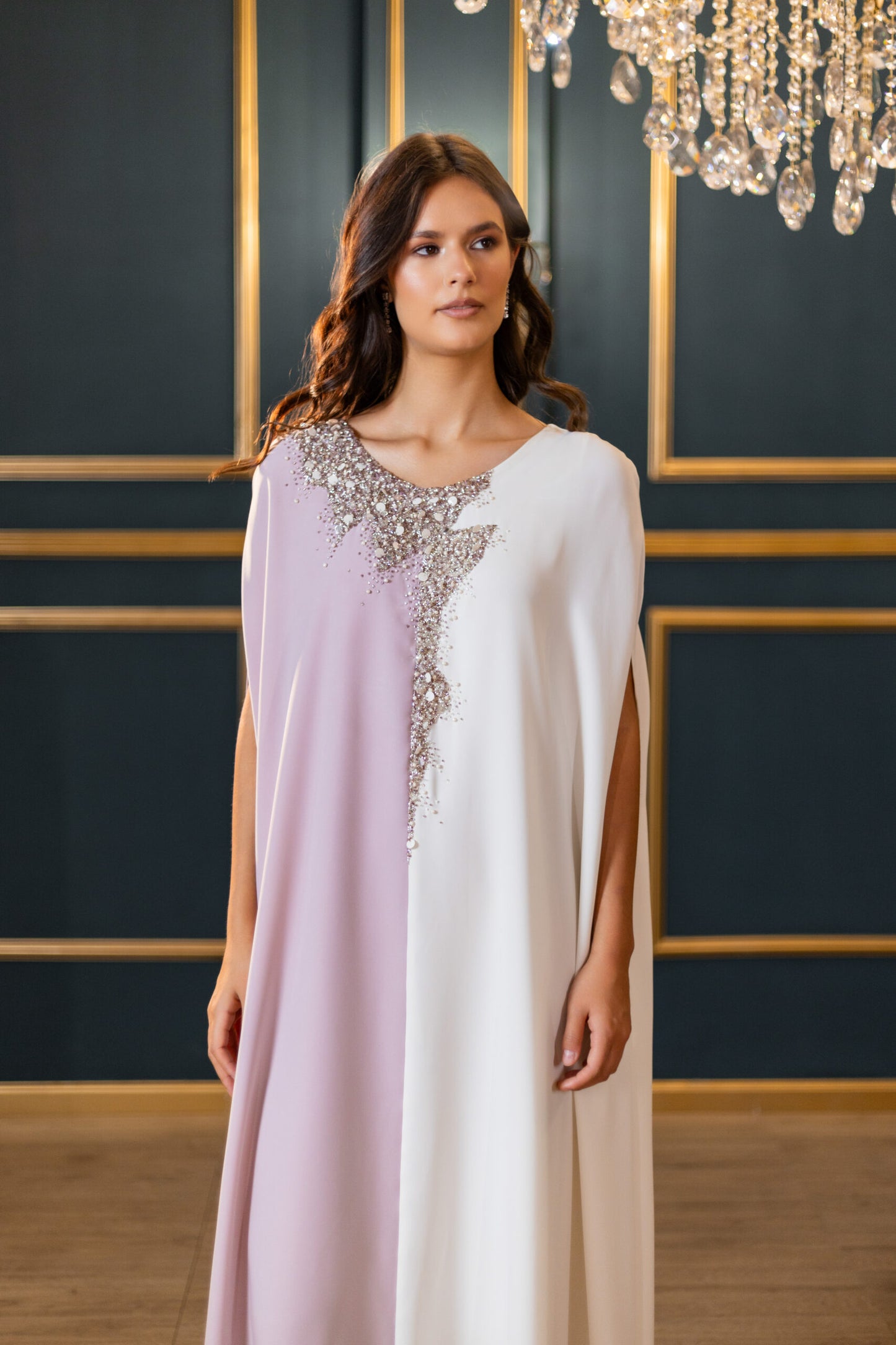 فستان إليسيا