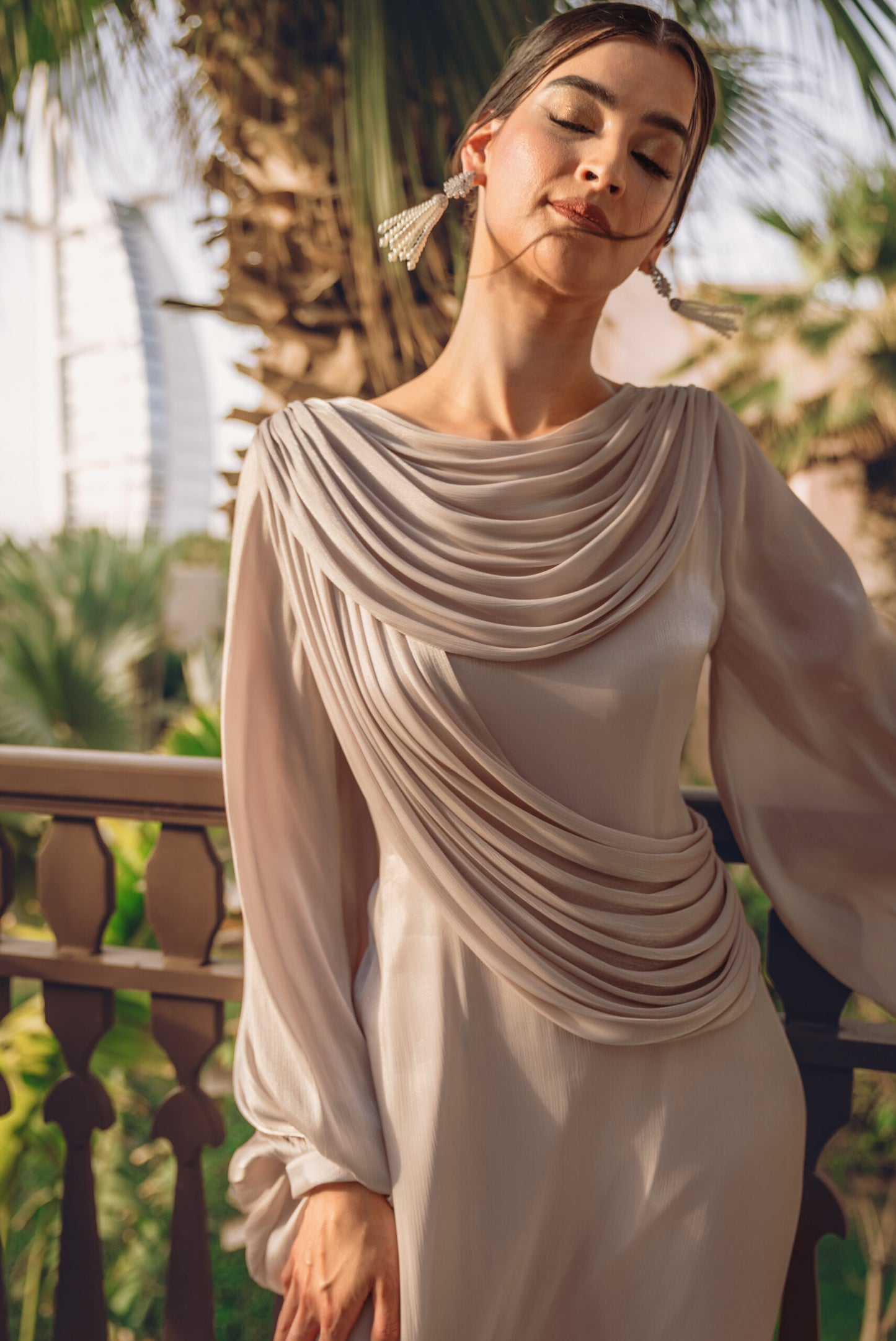 فستان نورالي