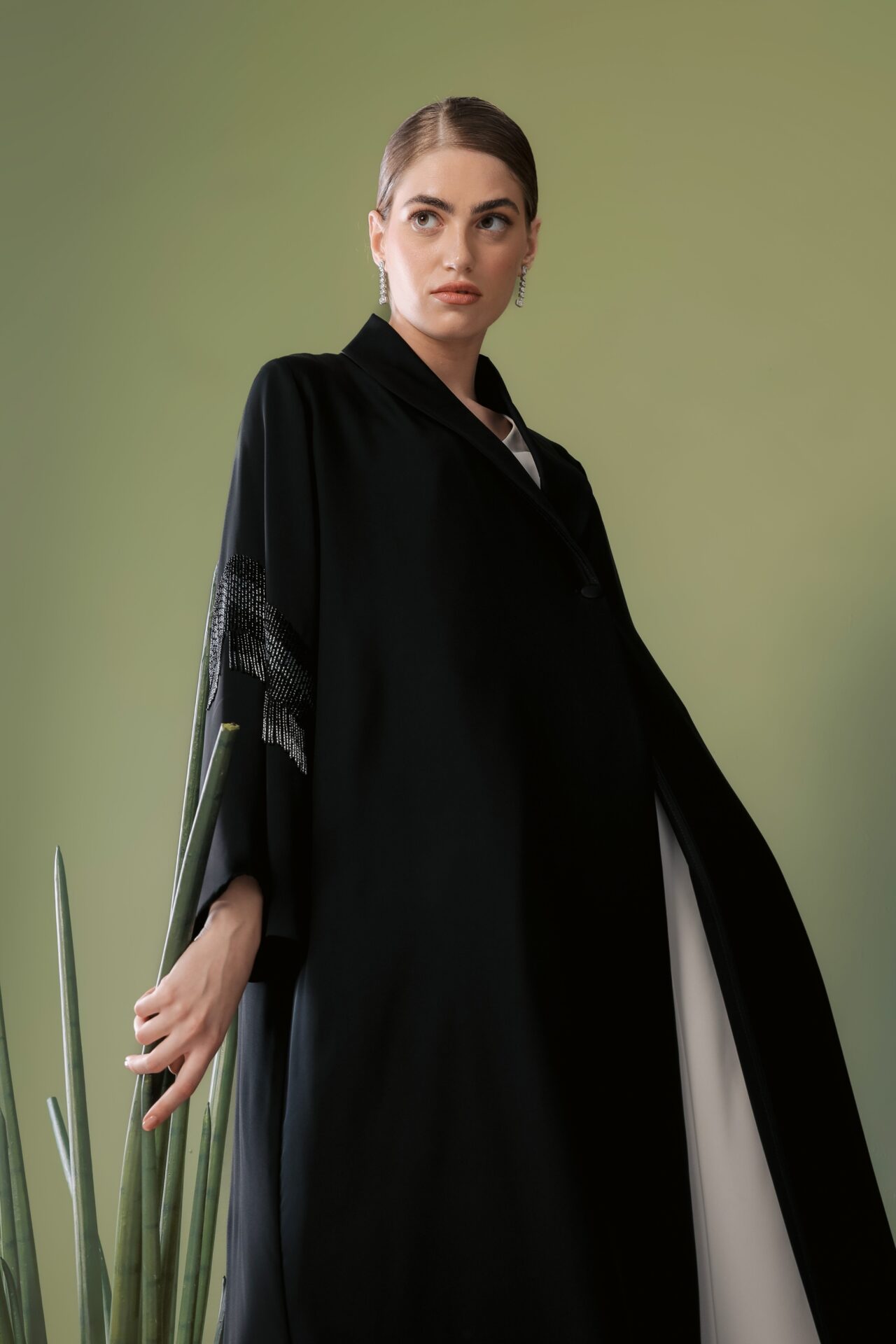 Glint Abaya