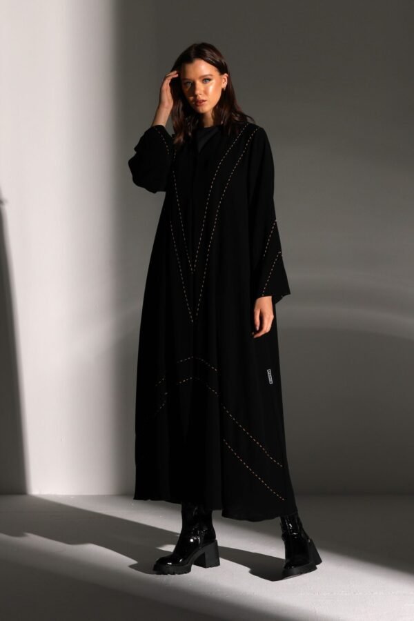 Lola Abaya3