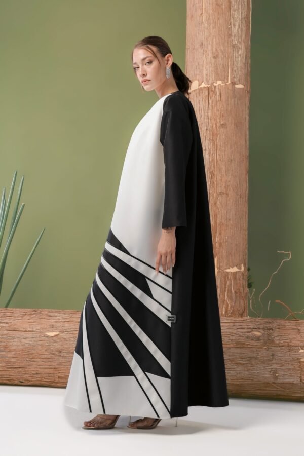 Lux Abaya2 1